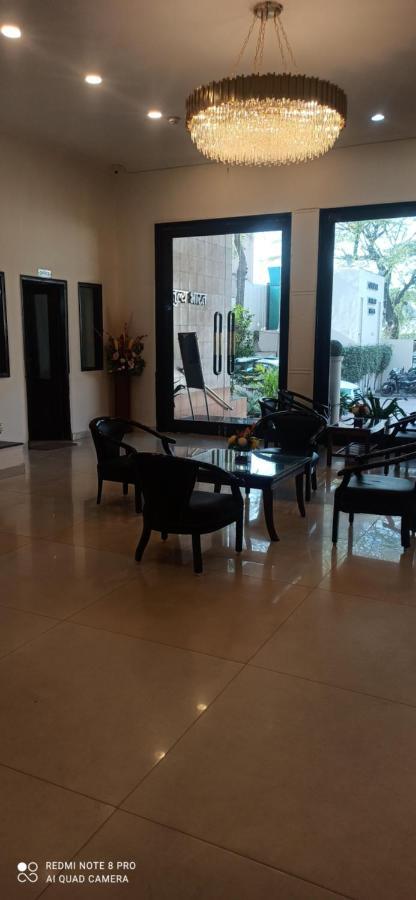 Hotel Chaupal By Casa Bella Гургаон Екстериор снимка