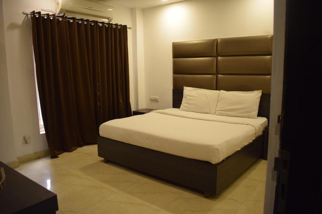 Hotel Chaupal By Casa Bella Гургаон Екстериор снимка