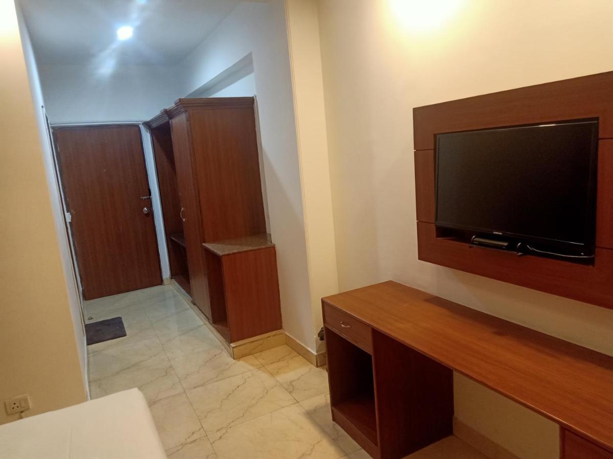 Hotel Chaupal By Casa Bella Гургаон Екстериор снимка