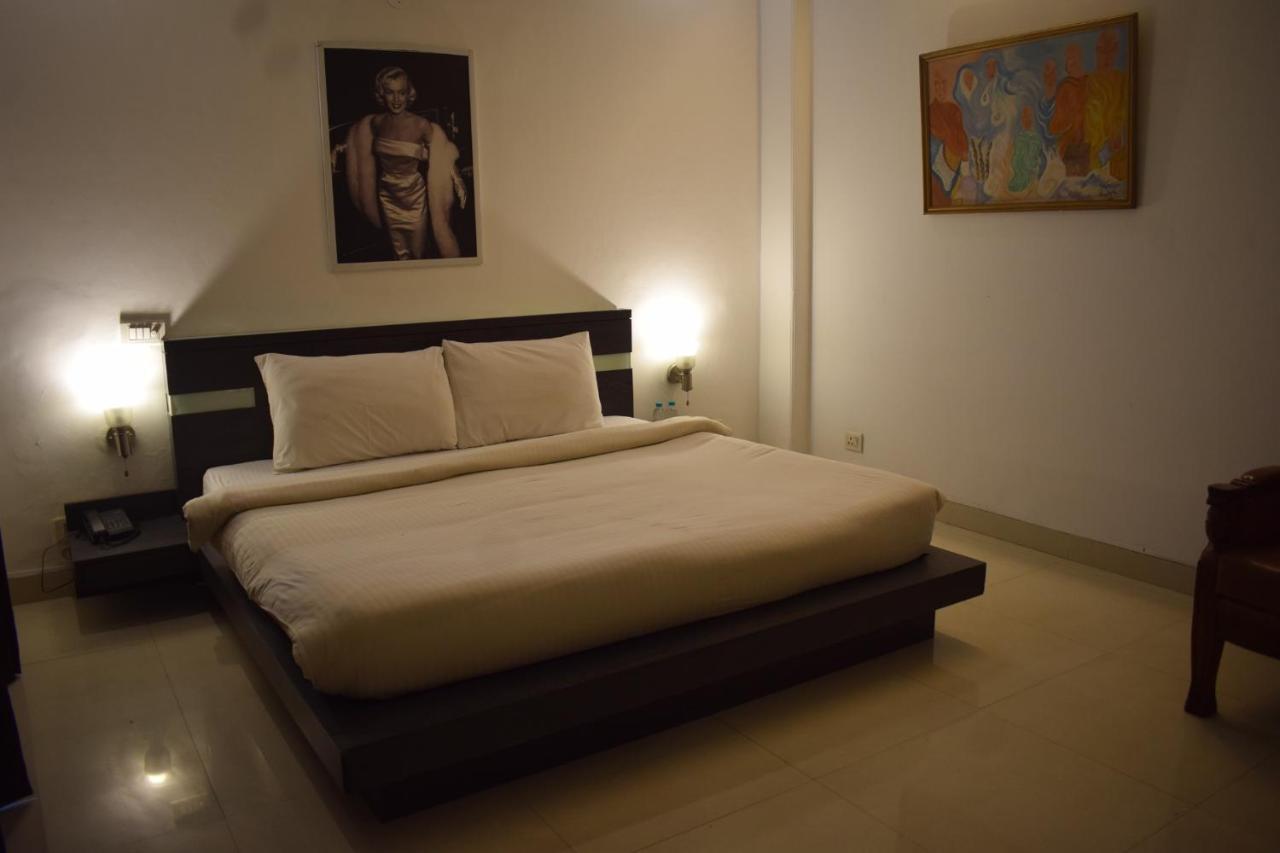 Hotel Chaupal By Casa Bella Гургаон Екстериор снимка